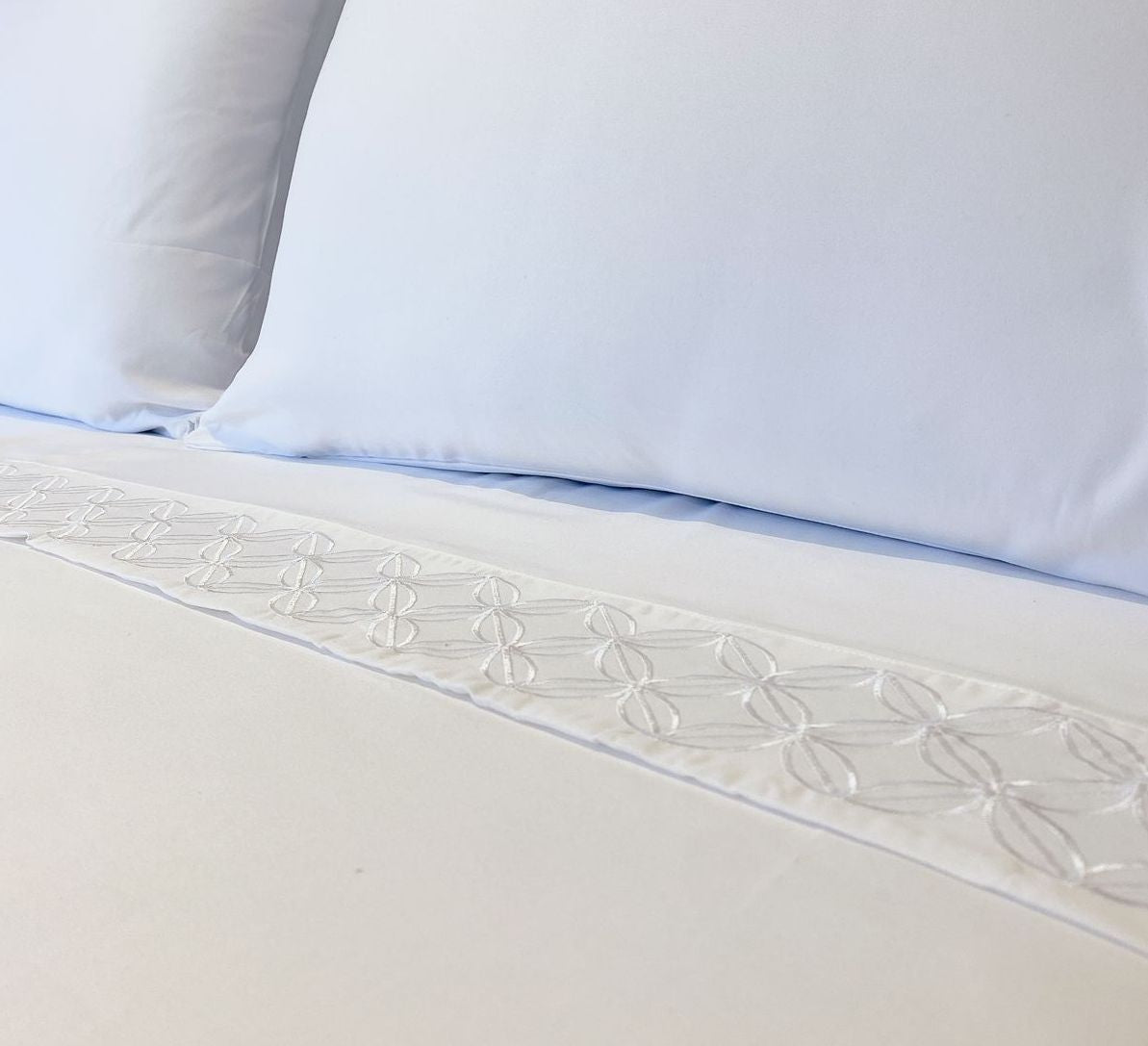 Jogo de Cama Basicasa Bordado Branco - King