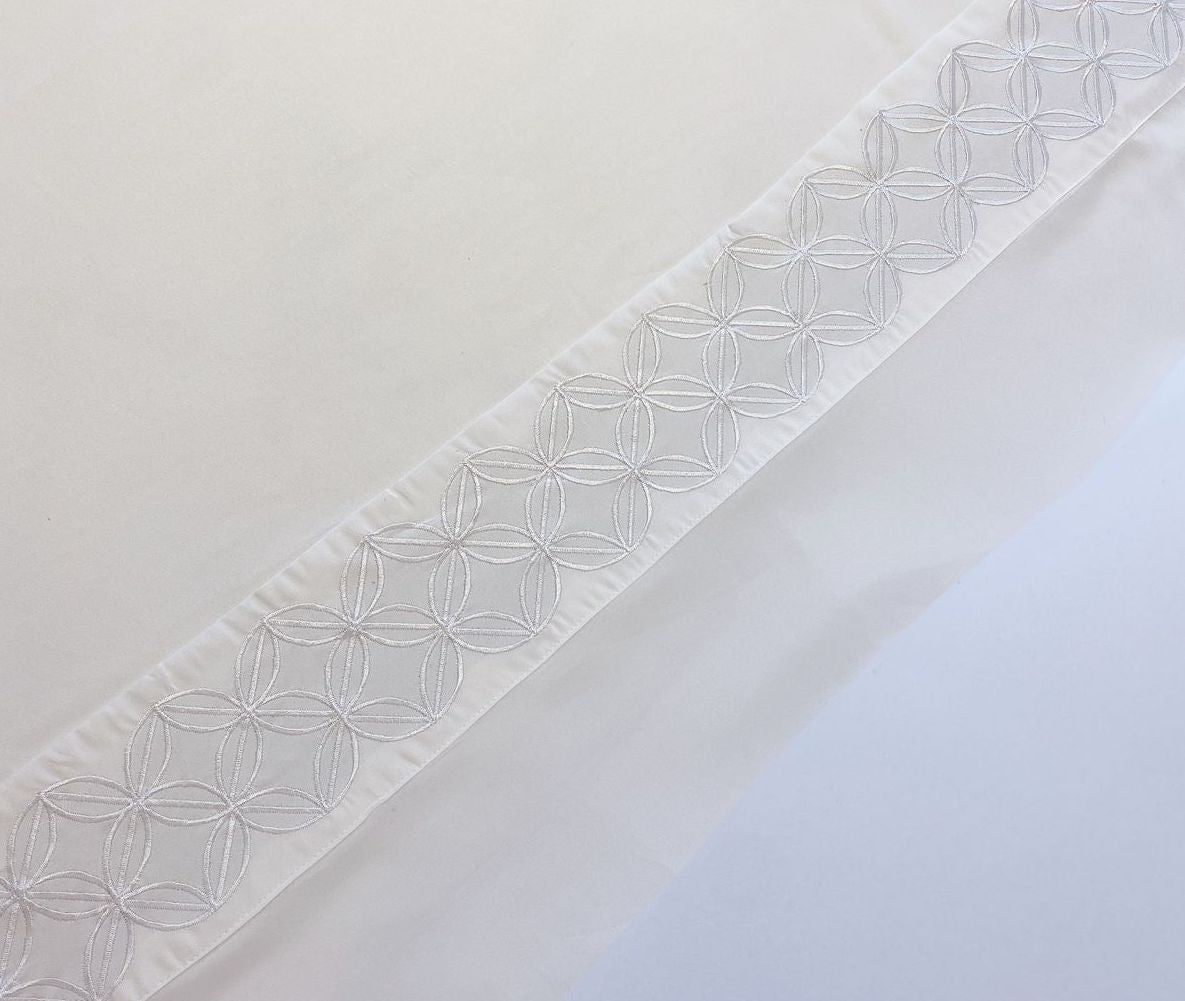 Jogo de Cama Basicasa Bordado Branco - King